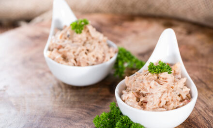 Paleo Tuna Salad with Olives
